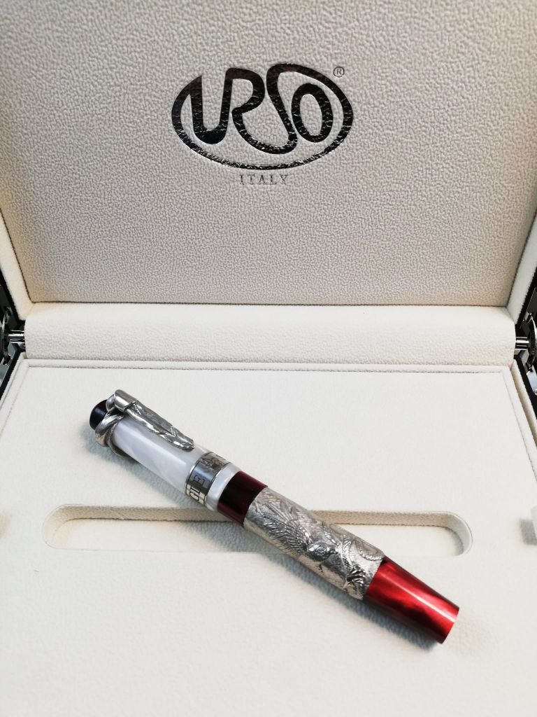 FOUNTAIN PEN EAGLE SCOUT IN STERLING SILVER AND PALLADIUM ANTIOXIDANT