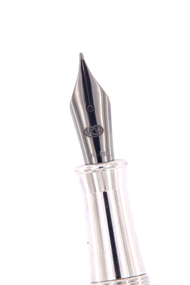 FOUNTAIN PEN  LEOPARD  IN STERLING SILVER ANTIOXIDANT AND BLACK DIAMONDS