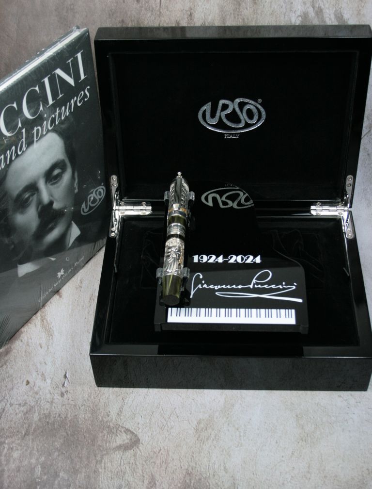 GIACOMO PUCCINI FOUNTAIN PEN BOHEME-TOSCA